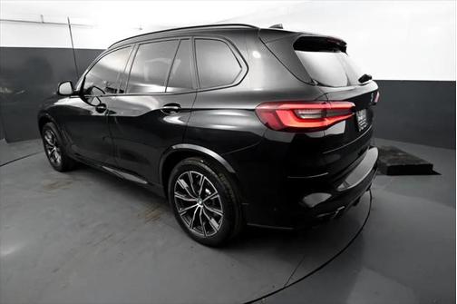 2021 BMW X5 M50i