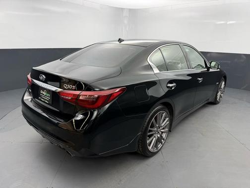 2018 INFINITI Q50 3.0t RED SPORT 400