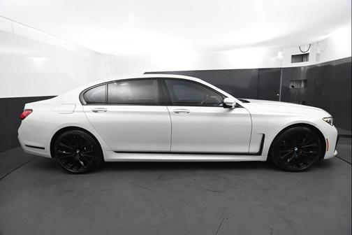 2020 BMW 750 i xDrive