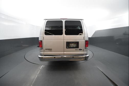 2011 Ford E350 Super Duty XLT