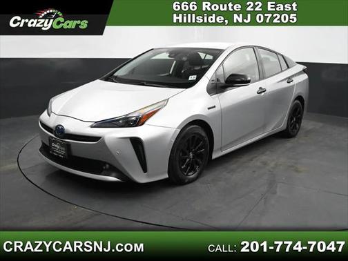 2022 Toyota Prius LE