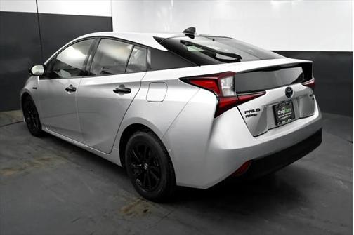 2022 Toyota Prius LE