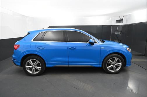 2019 Audi Q3 2.0T S line Premium Plus