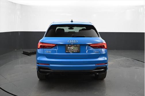 2019 Audi Q3 2.0T S line Premium Plus