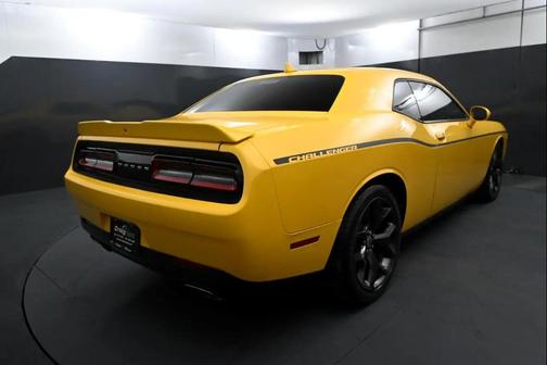 2017 Dodge Challenger SXT