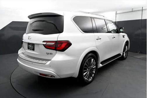 2018 INFINITI QX80 Base