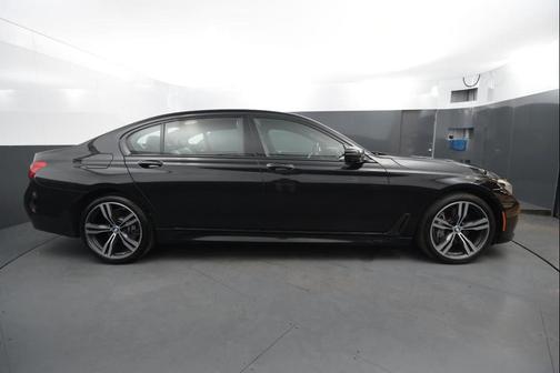 2019 BMW 750 i xDrive
