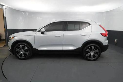 Light Blue 2020 Volvo XC40 T5 Inscription