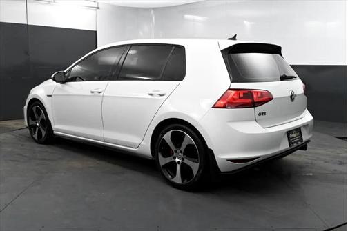 2015 Volkswagen Golf GTI 2.0T SE 4-Door