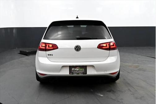 2015 Volkswagen Golf GTI 2.0T SE 4-Door