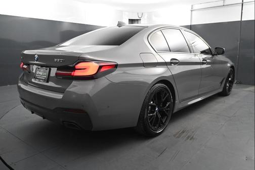 2022 BMW 530 i xDrive