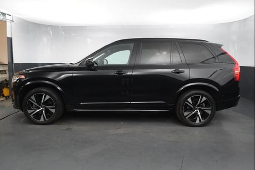 2020 Volvo XC90 T6 R-Design