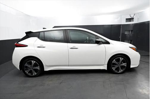 2022 Nissan Leaf SV PLUS 62 kWh