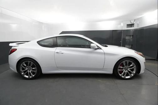 2016 Hyundai Genesis Coupe 3.8 Ultimate