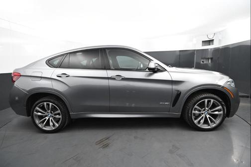2017 BMW X6 xDrive50i