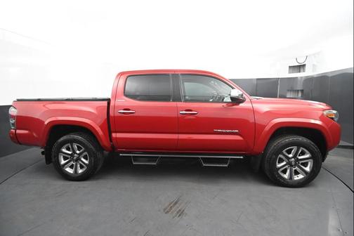 2017 Toyota Tacoma Limited