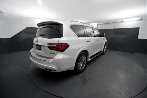 2018 INFINITI QX80 Base