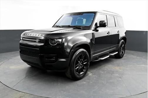 2022 Land Rover Defender 110 SE
