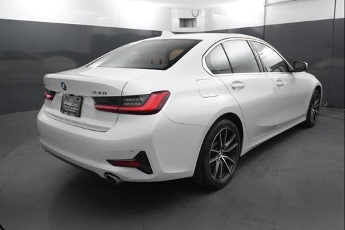 2019 BMW 330 xDrive