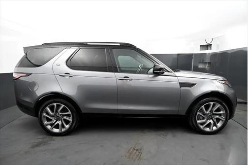 2020 Land Rover Discovery Landmark Edition
