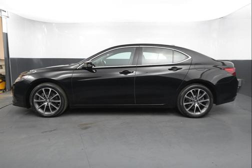 2017 Acura TLX V6 w/Advance Package