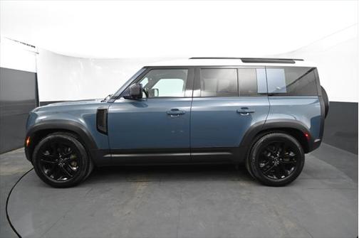 2020 Land Rover Defender 110 SE