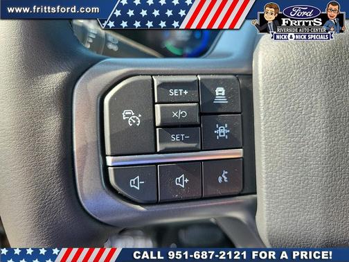 2025 Ford F-150 Lightning LARIAT