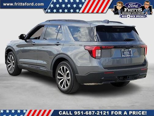 2025 Ford Explorer ST-Line