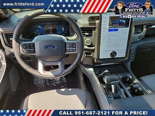 2025 Ford F-150 Lightning LARIAT
