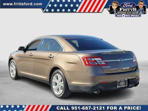 2015 Ford Taurus SE