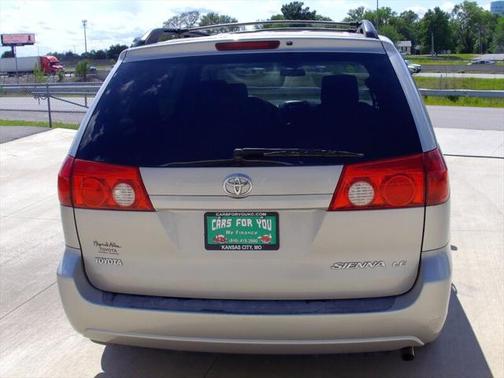 2006 Toyota Sienna CE