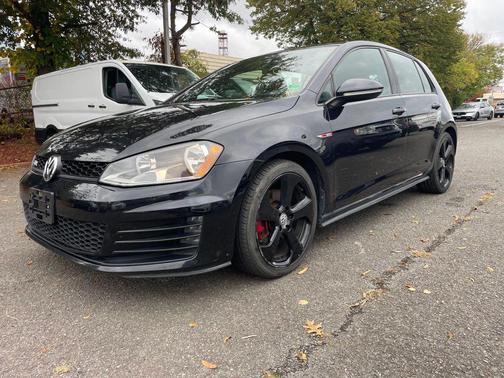 2017 Volkswagen Golf GTI 2.0T S 4-Door