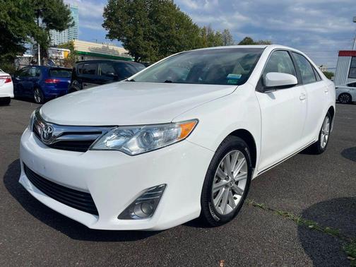 2014 Toyota Camry XLE