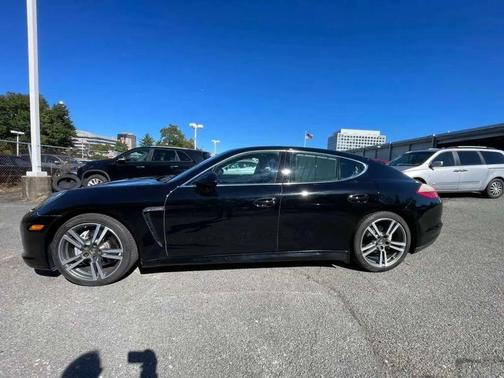2012 Porsche Panamera 4S