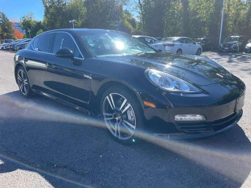 2012 Porsche Panamera 4S
