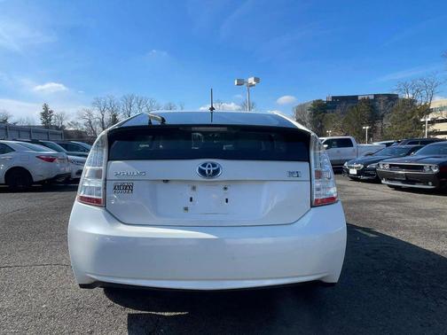 2010 Toyota Prius One