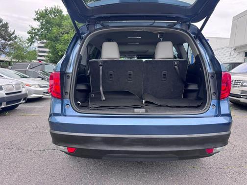 Modern Steel Metallic 2016 Honda Pilot EX-L