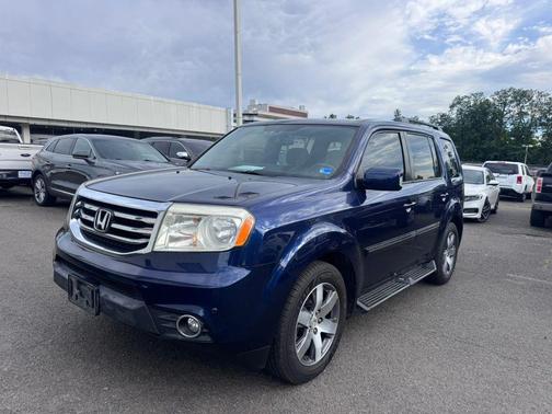 Modern Steel Metallic 2015 Honda Pilot SE