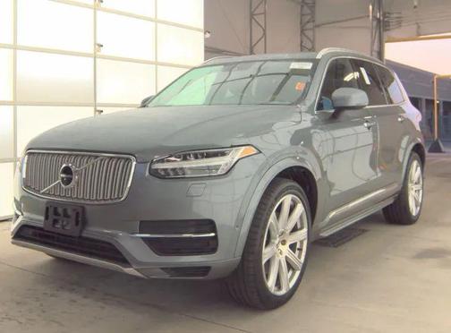 Gray 2017 Volvo XC90 Hybrid T8 Inscription