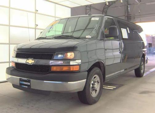 Cyber Gray Metallic 2016 Chevrolet Express 3500 LT