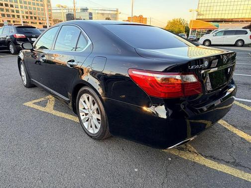 Obsidian 2010 Lexus LS 460 Base