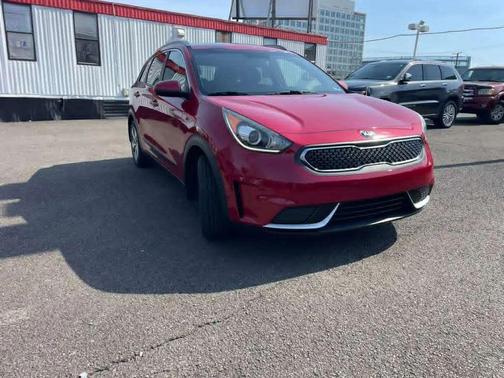 Crimson Red 2018 Kia Niro LX