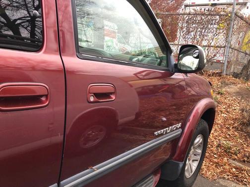 2004 Toyota Tundra SR5