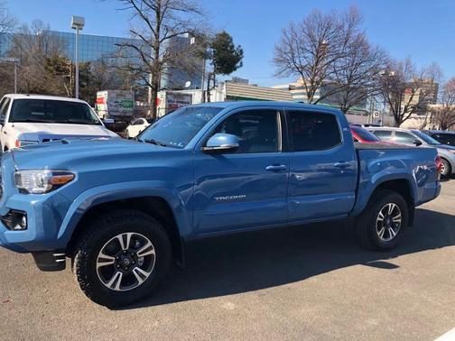 2019 Toyota Tacoma TRD Sport