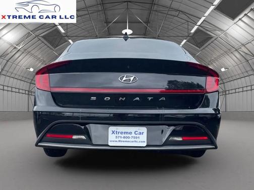 Phantom Black 2021 Hyundai SONATA SE
