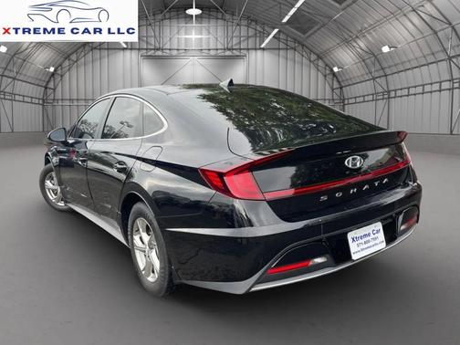 Phantom Black 2021 Hyundai SONATA SE