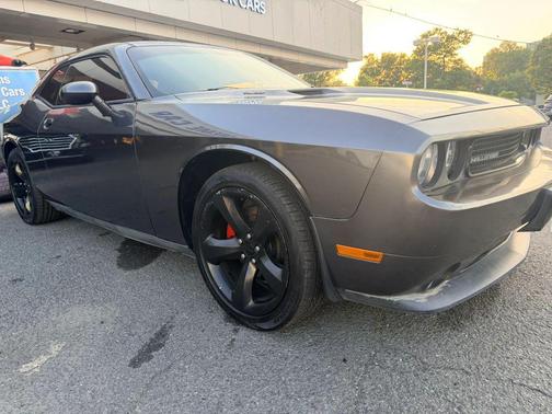 Granite Crystal Metallic Clearcoat 2014 Dodge Challenger R/T