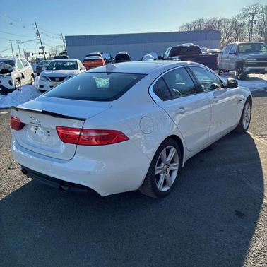 2018 Jaguar XE 25t Premium