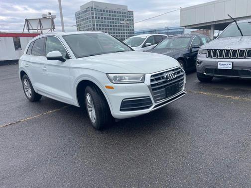 2020 Audi Q5 45 Premium