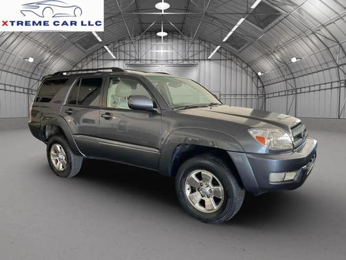 Gray 2005 Toyota 4Runner Sport